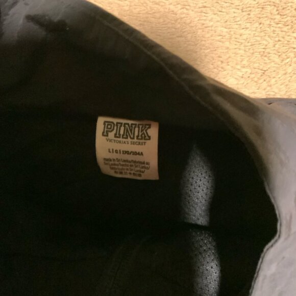Victoria Secret PINK Sz Large Black Cropped Zip Jacket Pink Logo on‎ Sleeve (I) - Picture 6 of 6